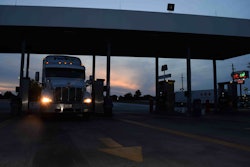 truckstop truck stop hours of service evening parking hos fuel island20160526_0064
