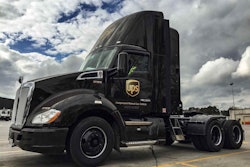 Ups Cng Tractor Trailer 1
