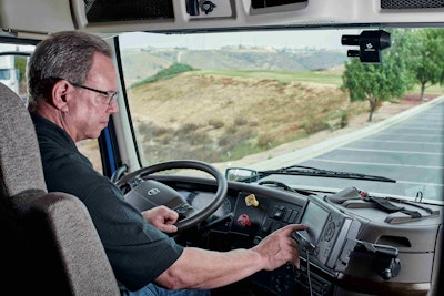 The coming ELD mandate, combined with several other factors, will restrict industry capacity and drive rates upward, the panel said.