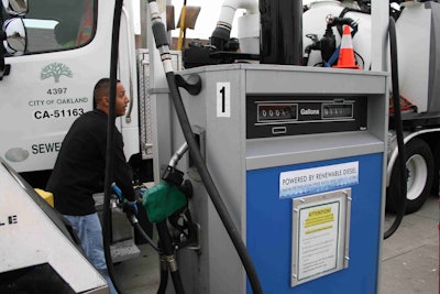 The City of Oakland in California switched from biodiesel to renewable diesel citing more favorable emissions and ease of use.