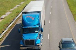 hours-highway-truck20060928_0119