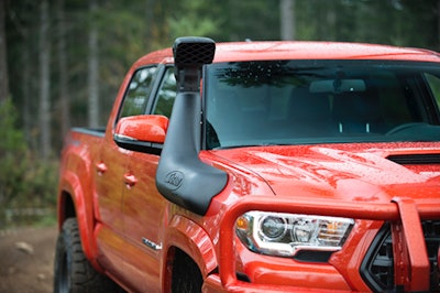 The 2016-up Toyota Tacoma can now be paired up with the Safari Armax Snorkel.