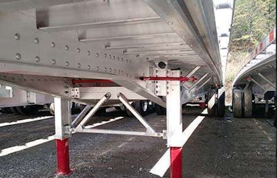 The JOST AX150 Alumilight landing gear is new to Great Dane's Freedom XP lineup