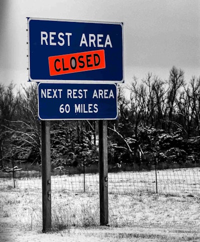 A Sign Rest Area Closed 030209 1 3324180451 O 2017 01 19 08 16