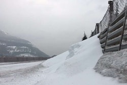 oregon-i84-snow-2017-01-18-14-17