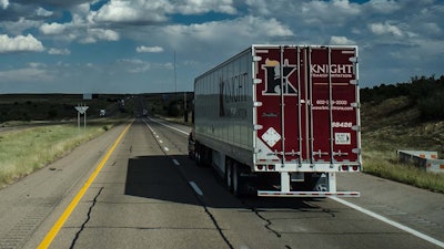Knight Transportation Semi-Truck