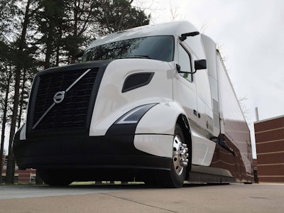 Volvo Super Truck 2017 02 23 08 38