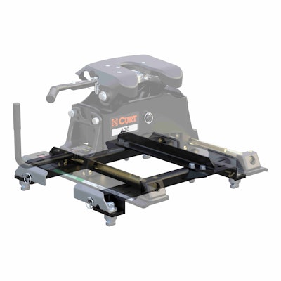 Curt’s new puck system 5th wheel roller adapter for short-bed Chevrolet and GMC pickup trucks.