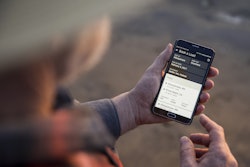 uber-freight-app-on-phone-2017-05-17-15-46-2017-05-18-07-59