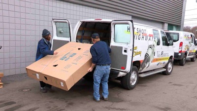Hot Shot express parts delivery from Ford allows customers to get back on the road faster and dealers benefit through the opportunity to expand their business by acting as wholesale parts distributors.