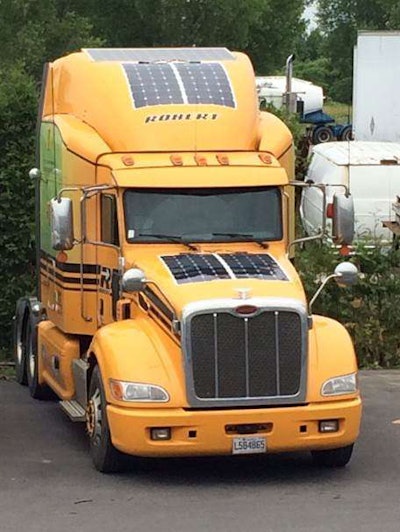 Groupe Robert installs six 100-watt flexible solar panels on each of its new trucks, riveting them to the roof fairing and tractor hood.