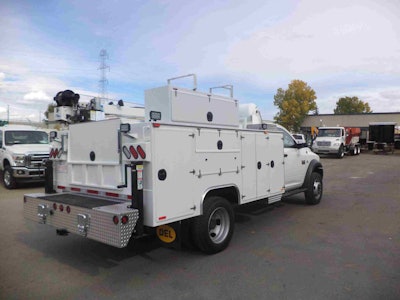 A custom DEL service body