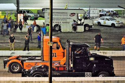 Mike Morgan and Chris Kiklehan at the front of the starting pack for the race recently at Highland Rim Speedway in Greenbrier, Tenn.
