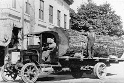 early_kenworth_logger_350x223-2017-07-27-07-18