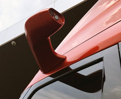 While every Class 8 OEM produced a Super Truck under the DOE program, CataLIST is the only one that completely shed its mirrors