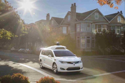 Chrysler-Pacifica-Hybrid