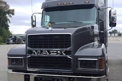 170913 – Mack Pinnacle-2017-09-14-11-02