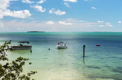 9 Q1 A8211 2017 11 30 10 28