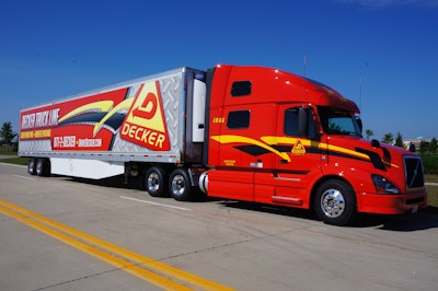 Decker Truck Line 18-Wheeler