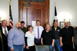 Ted-Cruz-and-truckers-Jan-17-2-2018-01-19-10-01-2018-01-22-08-24