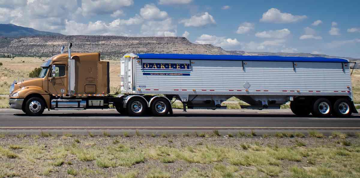 Oakley Trucking gives extra mileage pay based on CSA scores | Commercial  Carrier Journal