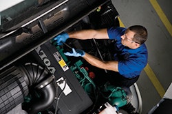 volvo-d13-service-2018-02-15-07-59