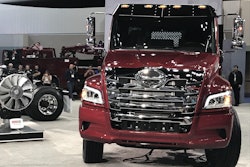 Hino-XL8-2018-03-07-15-16