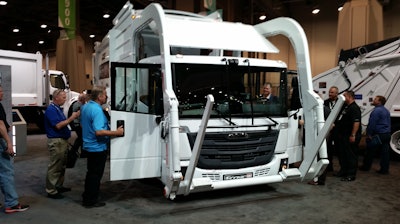 EconicSD refuse truck from Freightliner