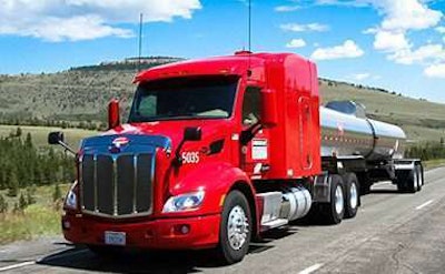 Groendyke Transport Semi-Truck