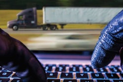 e-log-shift-hacking-lead-featured-2017-09-06-14-47-2018-05-07-15-59