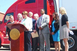 Klobuchar-2018-06-26-15-51