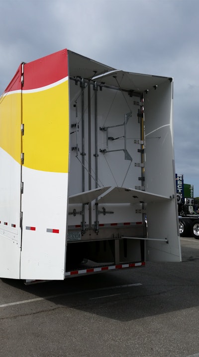 Shell Starship Rear Of Truck