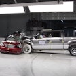 Ford-Sebring-crash-red-light-IIHS