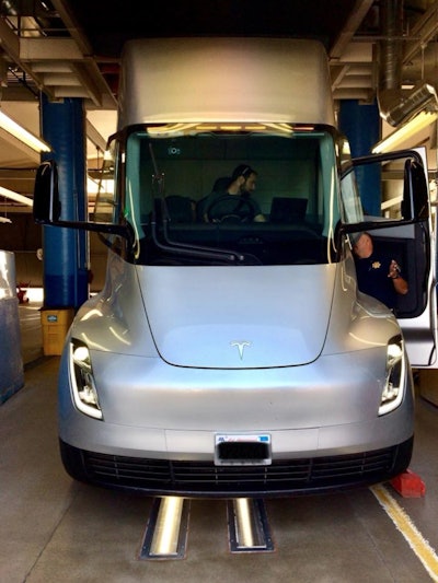 Tesla-Semi-CHP