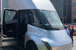 Tesla-Semi-road-tour