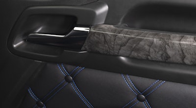 W990 13 44861351892 O