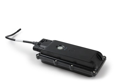 The LV-300 tracking system integrates with wireless sensors in a trailer.