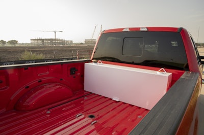 Uws Steel Transfer Tank White Rectangular Red Truck