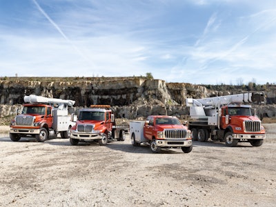 41272_CV_Worktruck_Family_RGB_Press