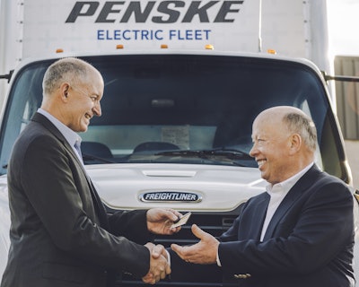 Daimler Trucks North America eM2