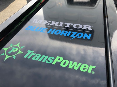 The 220EV uses two TransPower batteries totaling 148 kW and is powered by Meritor’s Blue Horizon eAxle.