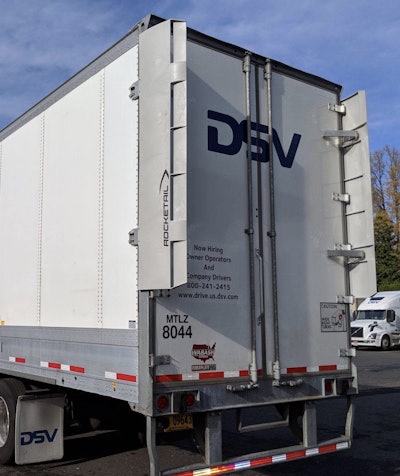 Rocketail’s Wing trailer rear fairing