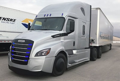Even as the eCascadia launches from a stop, there’s barely a faint hum coming from the truck. You can have a conversation at normal levels as it whizzes by you.