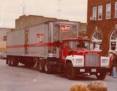 Mack semi truck with Hy-Vee trailer