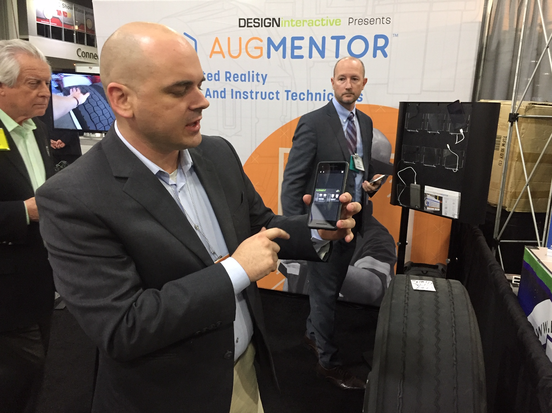 Design-Augmentor-2019-03-18-21-48