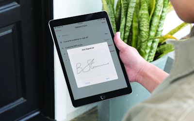 Employee signing name using Verizon Connect product