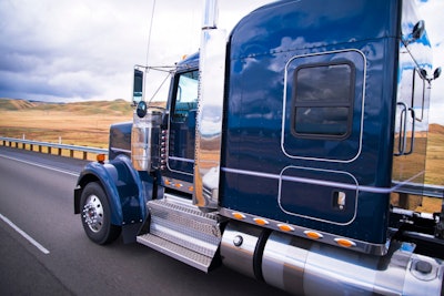 truck highway california-2019-07-09-08-52