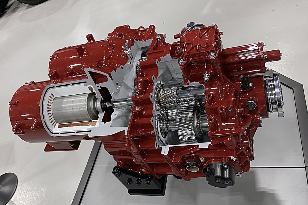 マック　LR　リフューズ・トラック MACK LR Trucks For Sale | TruckPaper.com
