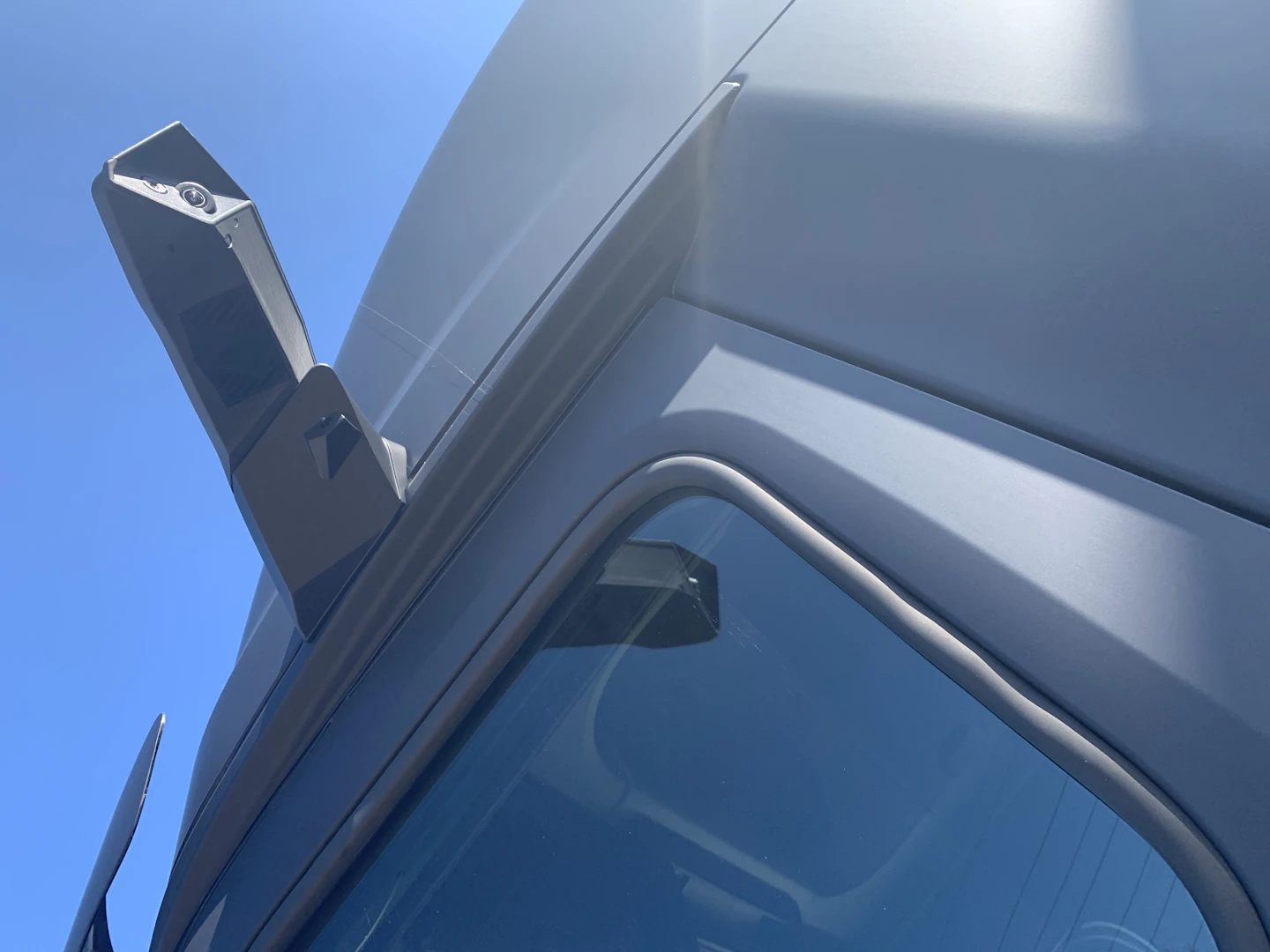 Can Stoneridge's rearview camera system replace mirrors? | Commerical