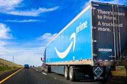 amazon-truck-highway-2020-05-19-13-30